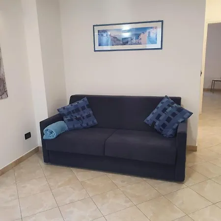 Cecconello بيت ضيافة *